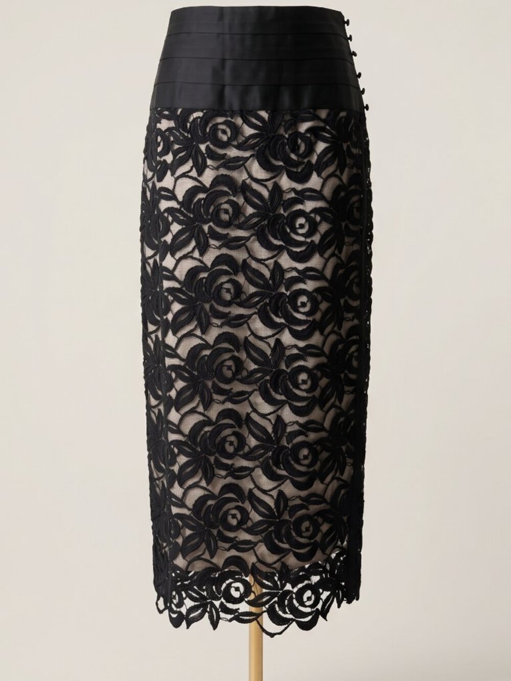 Body by Victoria 100% Silk Lined Black Lace Pencil Midi Skirt Size 8